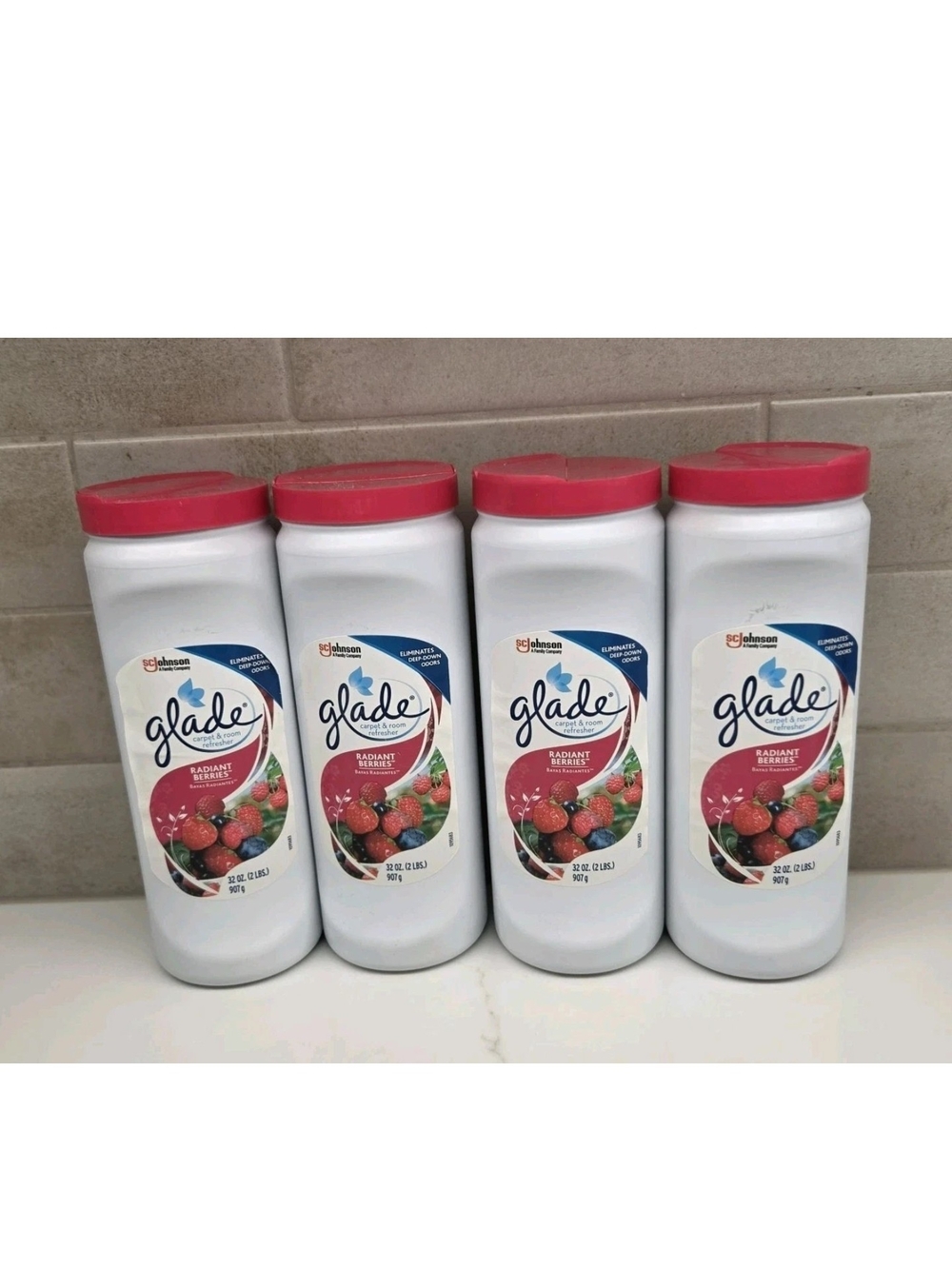 4X Glade Carpet and Room Refresher Radiant Berries 32 oz Powder Odor Eliminator